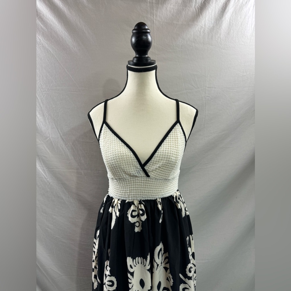 LAST ONE ๐ฅ Boho Tribal Print Cami Dress Black/White - Picture 6 of 8